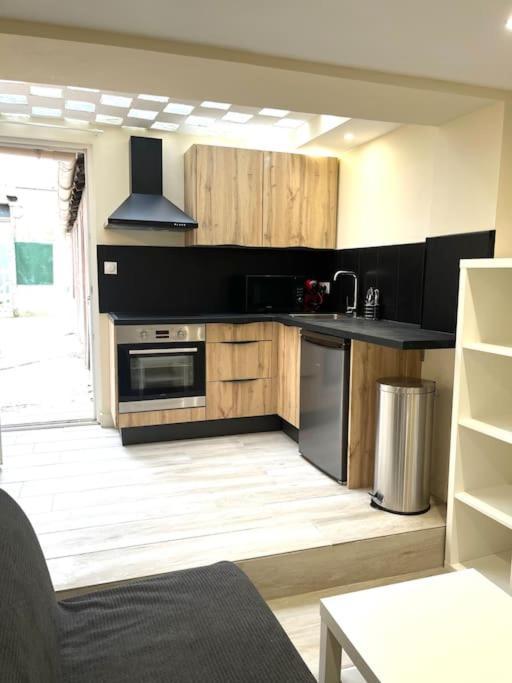 Appartement Cosy Avec Terrasse Marselha Exterior foto